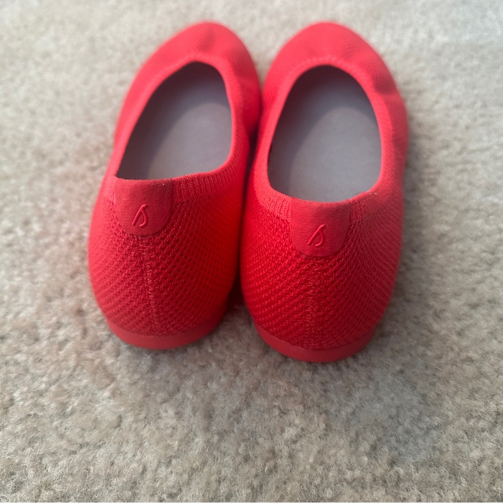 Allbirds Women's Red Flats - Picture 3 of 10